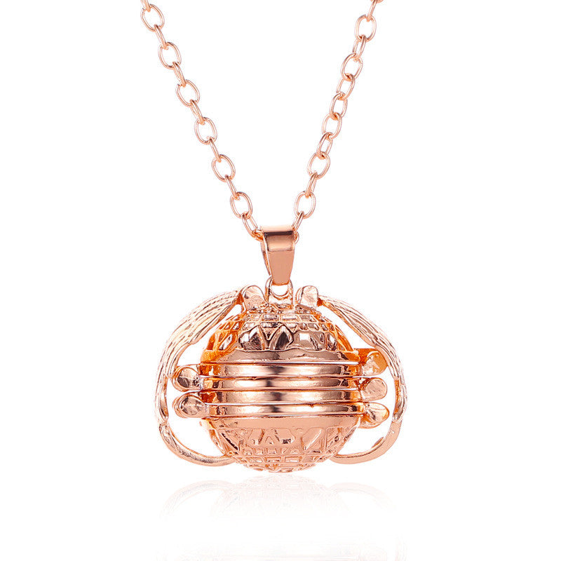 Multi-layer Wings Photo Box Necklace Locket Retro Photo Box