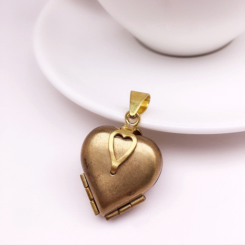 Solid Copper Openable Locket Multi-photo Necklace