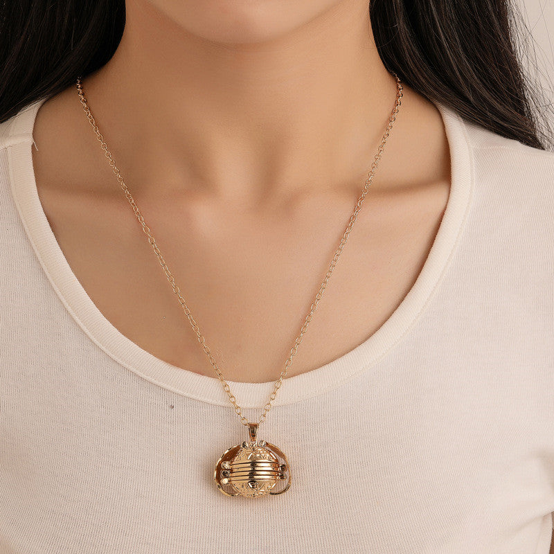 Multi-layer Wings Photo Box Necklace Locket Retro Photo Box