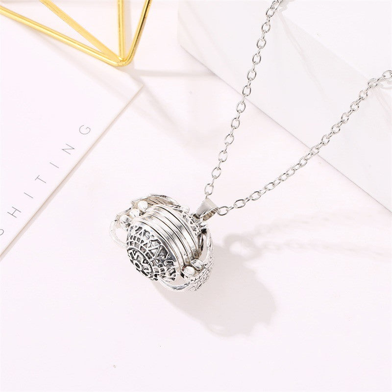 Multi-layer Wings Photo Box Necklace Locket Retro Photo Box
